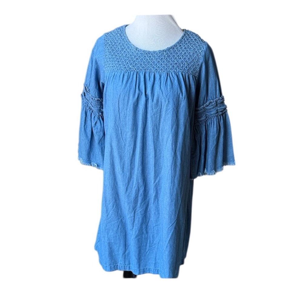 Smocked Chambray Dress ⭐️